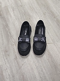 Kalın taban siyah leofer model kadın babet